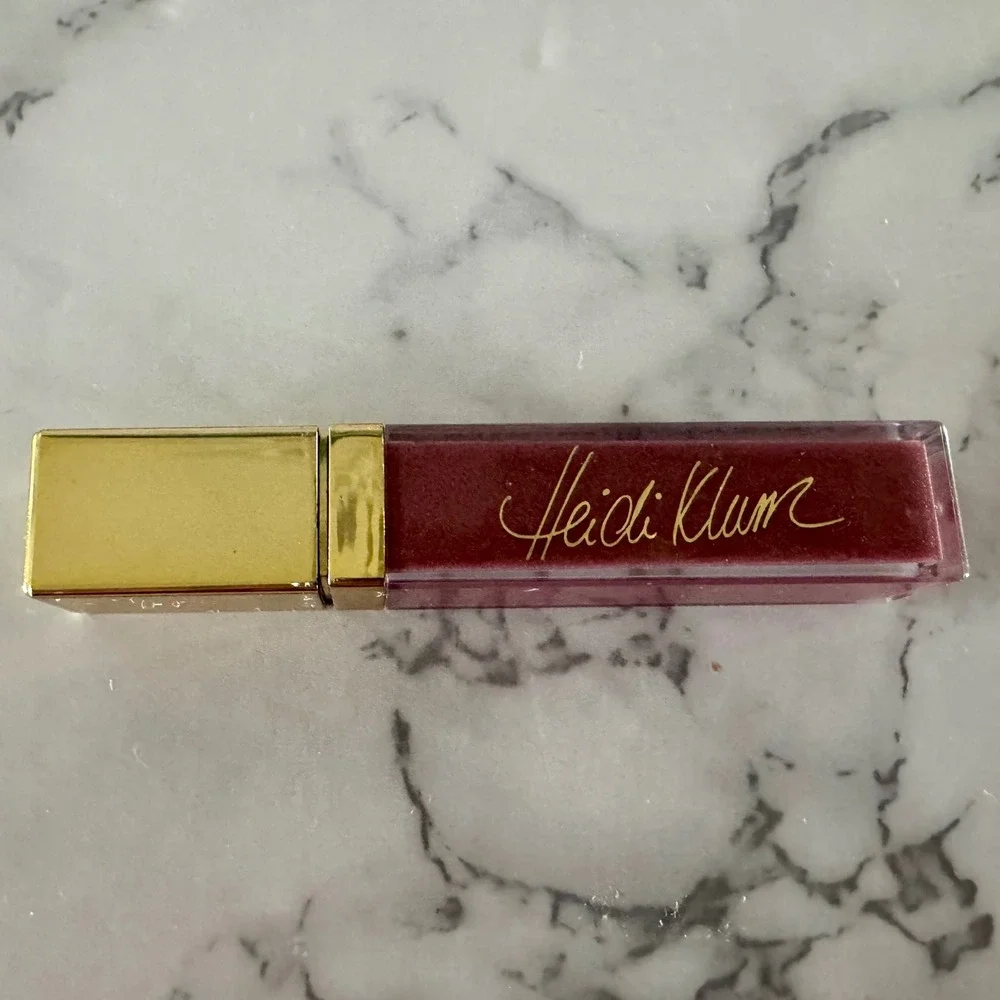 Victorias Secret Heidi Klum Passion Fruit Lip Gloss .27 oz Shimmer Berry Gold